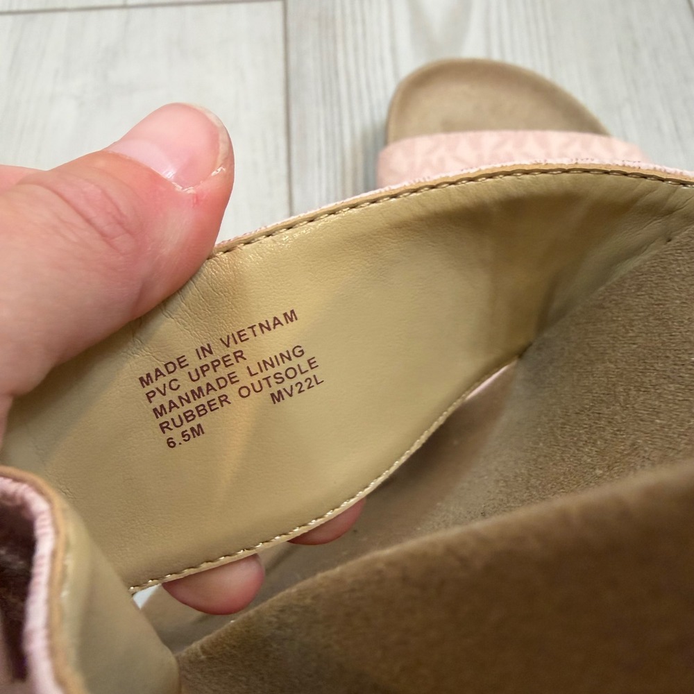 NEW Michael Kors Pink MK Logo Buckle Slide Sandals Mylah Leather Sandal 6.5M - Picture 6 of 8